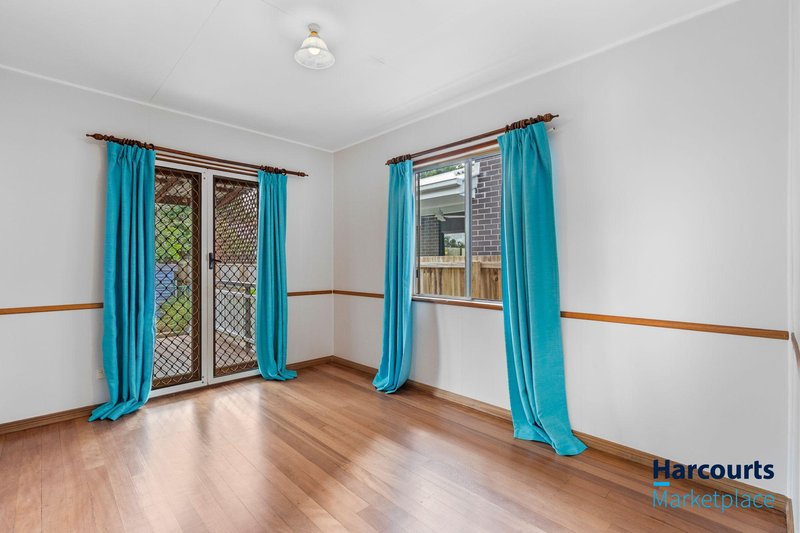 Photo - 36 Argyle Street, Seventeen Mile Rocks QLD 4073 - Image 6