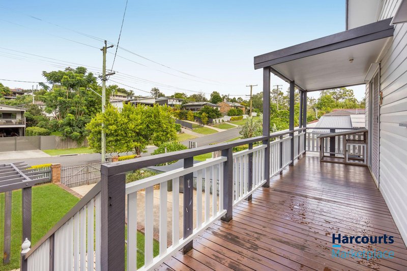 Photo - 36 Argyle Street, Seventeen Mile Rocks QLD 4073 - Image 8