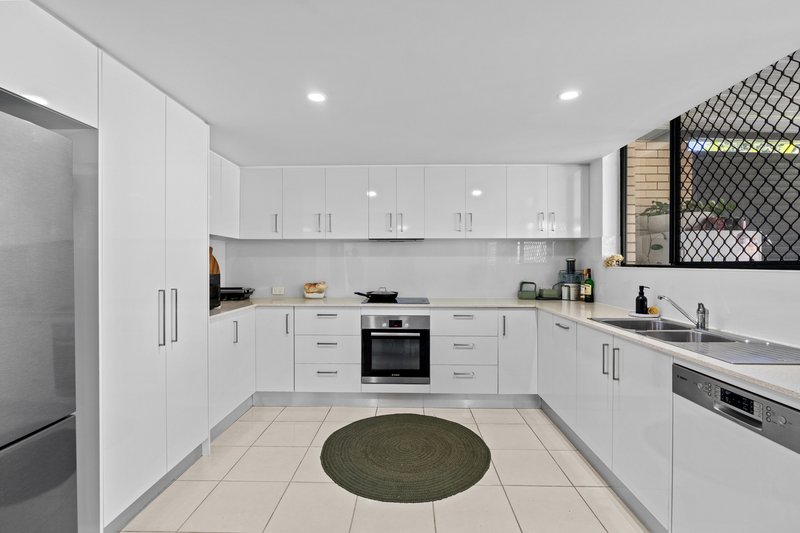 Photo - 36 Attewell Street, Nundah QLD 4012 - Image 3