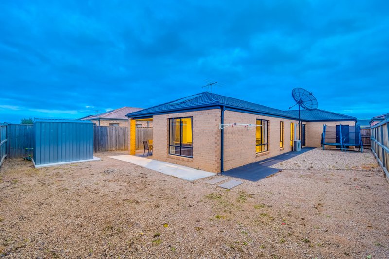 Photo - 36 Barmera Way, Truganina VIC 3029 - Image 15