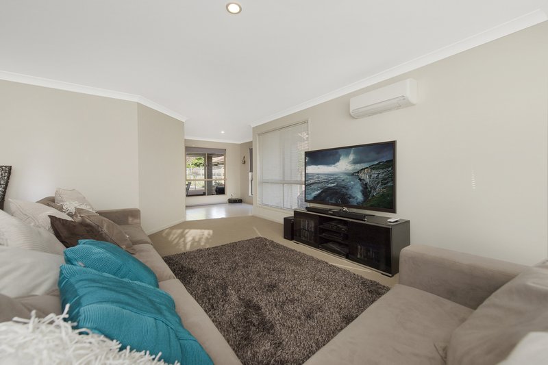 Photo - 36 Bella Boulevard, Pimpama QLD 4209 - Image 5