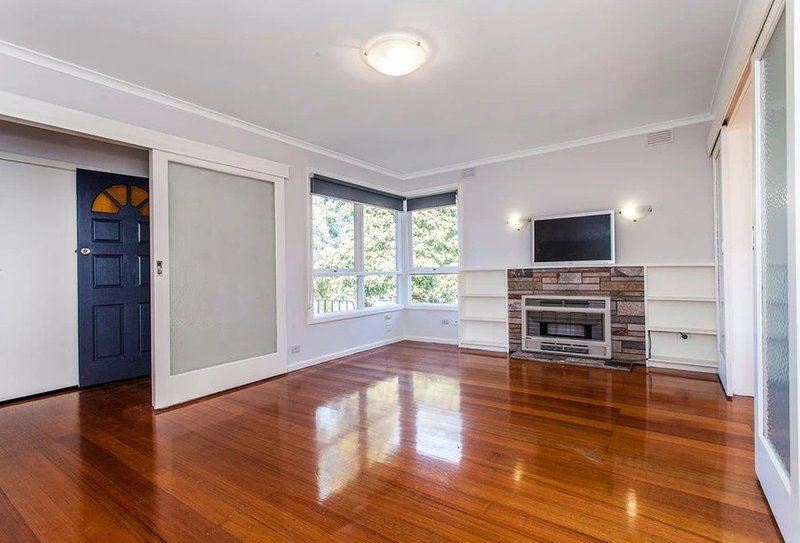 Photo - 36 Bellara Drive, Mooroolbark VIC 3138 - Image 1