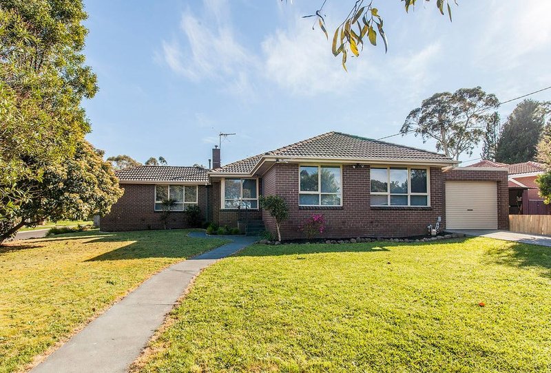 36 Bellara Drive, Mooroolbark VIC 3138