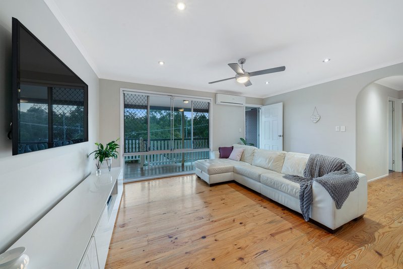 Photo - 36 Bennetts Road, Everton Hills QLD 4053 - Image 4