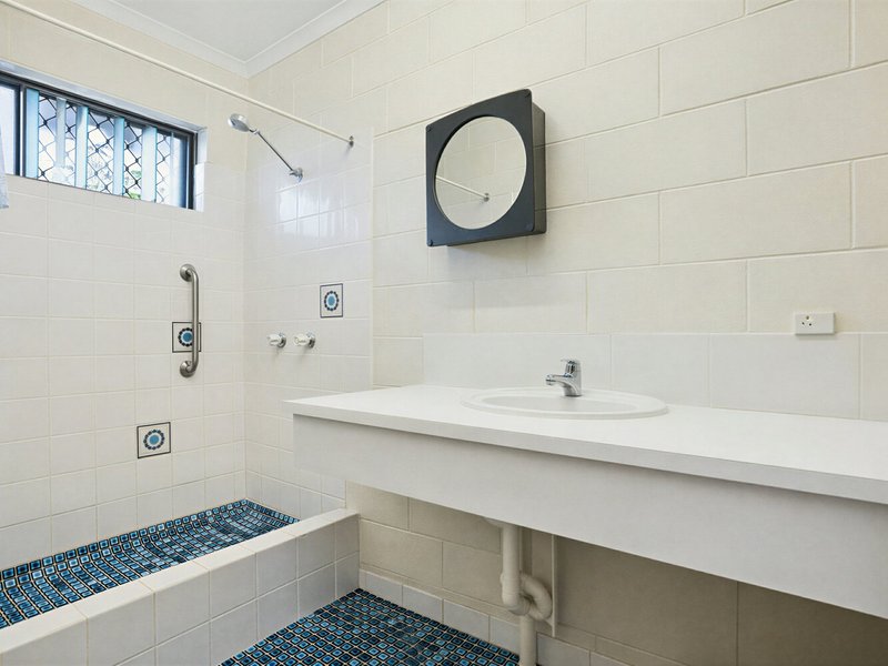 Photo - 36 Best Street, Yorkeys Knob QLD 4878 - Image 7