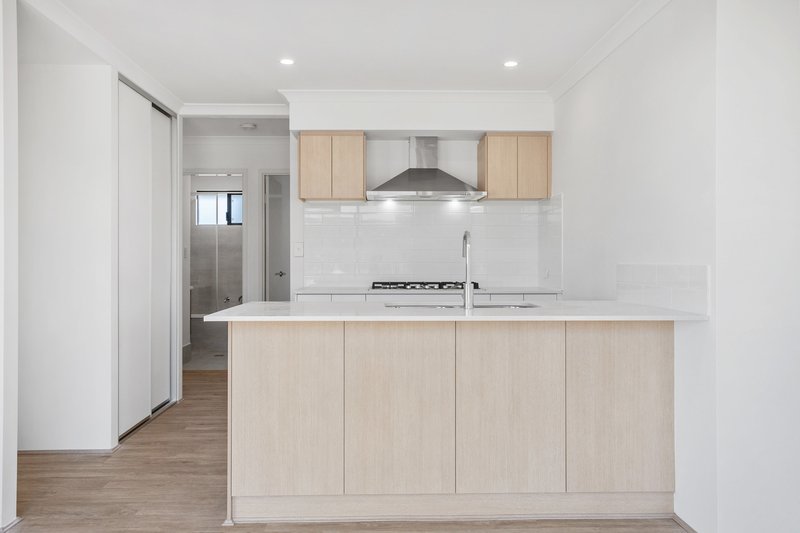 Photo - 36 Bindarri Loop, Yanchep WA 6035 - Image 3