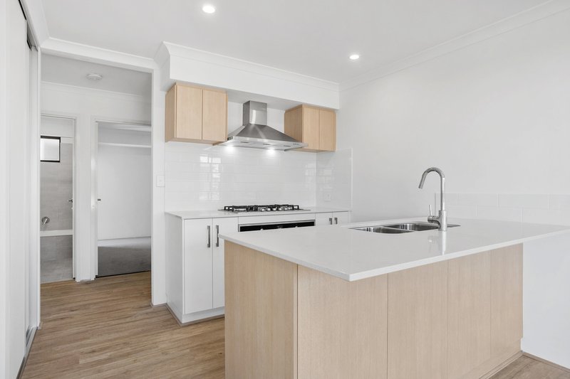 Photo - 36 Bindarri Loop, Yanchep WA 6035 - Image 4