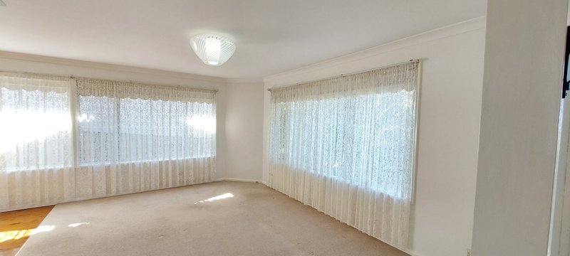 Photo - 36 Blackburn Ave , North Rocks NSW 2151 - Image 3