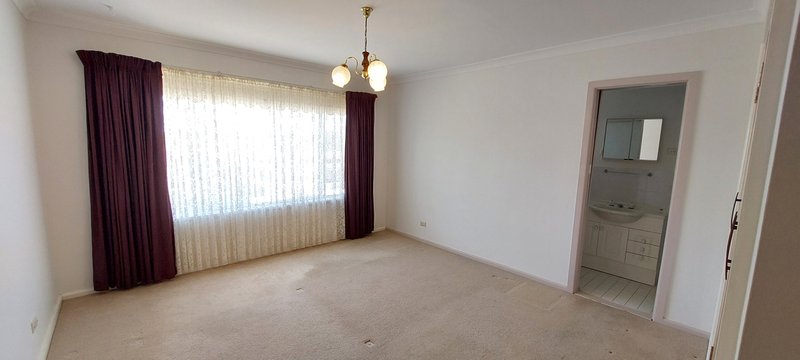 Photo - 36 Blackburn Ave , North Rocks NSW 2151 - Image 7