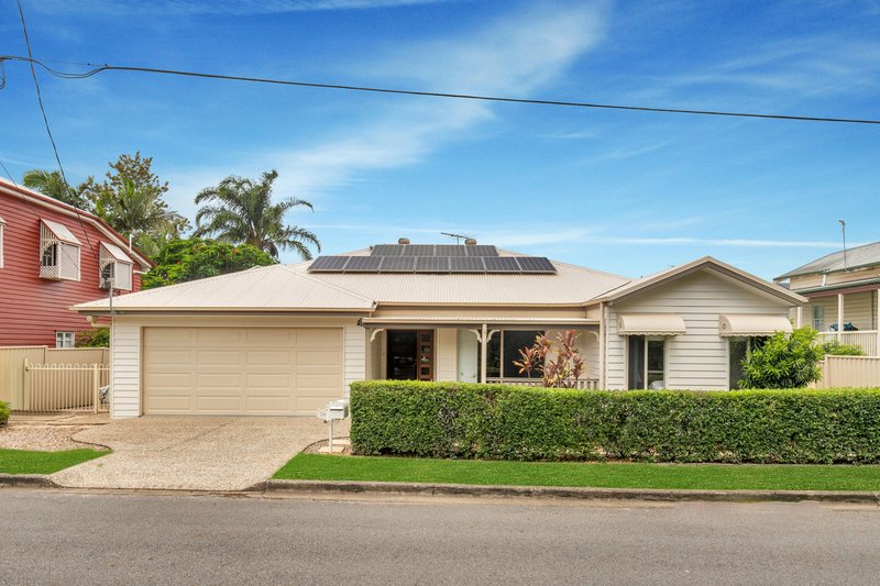 Photo - 36 Blackwood Street, Sherwood QLD 4075 - Image 1