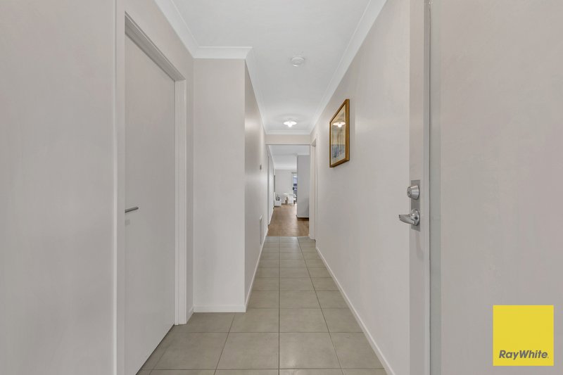 Photo - 36 Borboleta Street, Tarneit VIC 3029 - Image 3