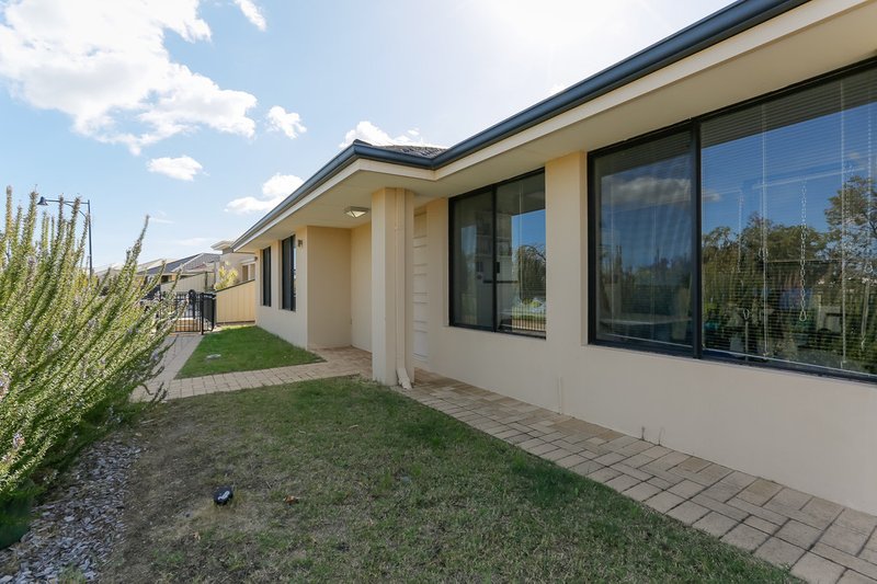 Photo - 36 Botany Parade, Hammond Park WA 6164 - Image 4