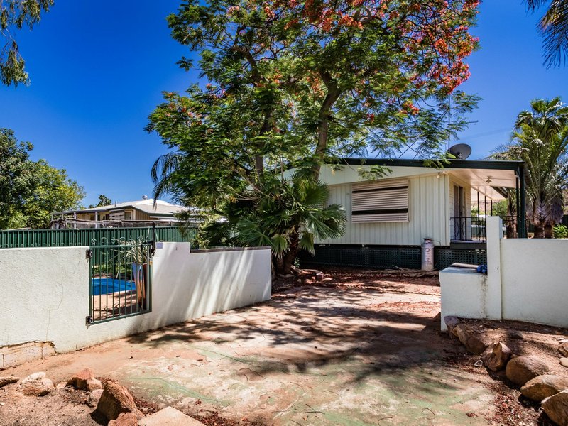 Photo - 36 Brett Avenue, Mount Isa QLD 4825 - Image 3