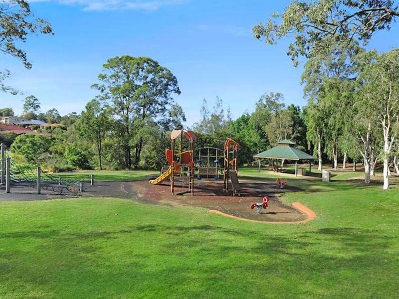 Photo - 36 Brigadoon Crescent, Eatons Hill QLD 4037 - Image 4