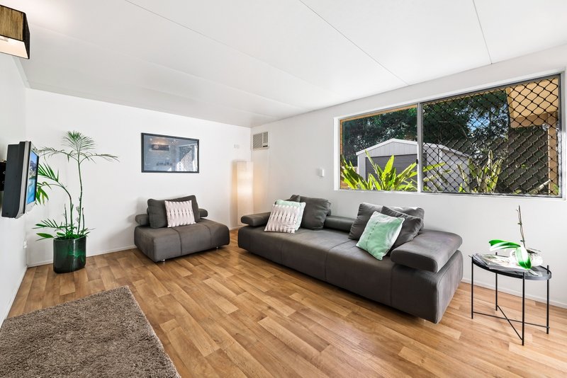 Photo - 36 Broadsea Avenue , Maroochydore QLD 4558 - Image 2