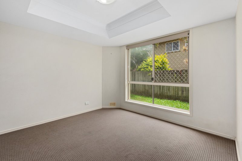 Photo - 36 Brookvale Drive, Victoria Point QLD 4165 - Image 4