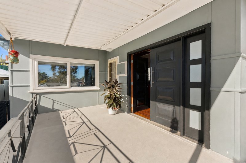 Photo - 36 Broun Avenue, Embleton WA 6062 - Image 19