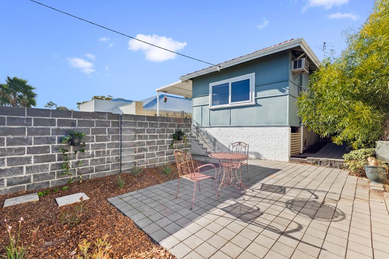 Photo - 36 Broun Avenue, Embleton WA 6062 - Image 20