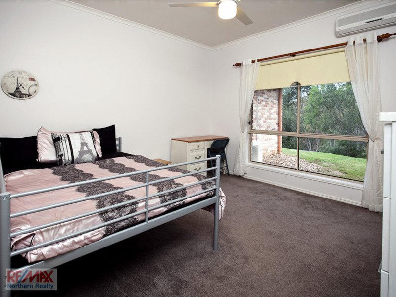 Photo - 36 Bunya Pine Court, Eatons Hill QLD 4037 - Image 7