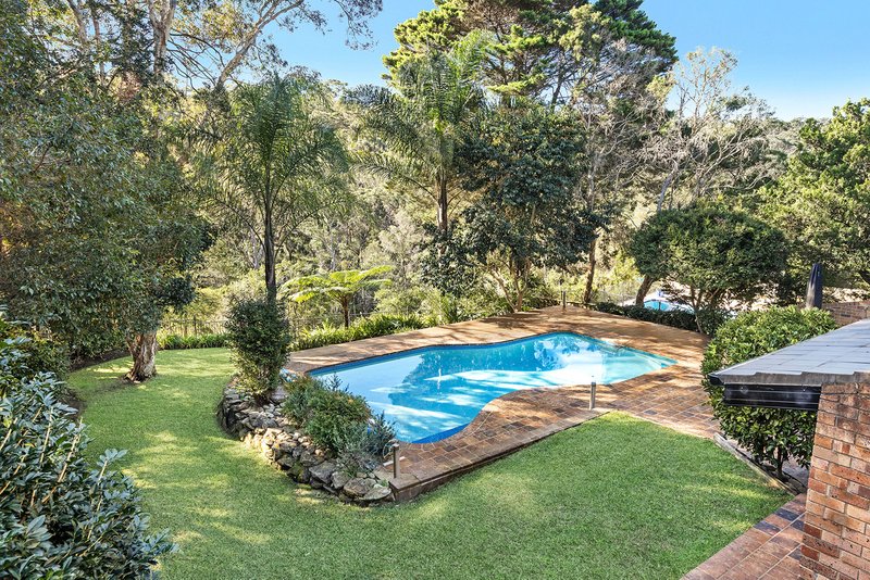 Photo - 36 Burraneer Avenue, St Ives NSW 2075 - Image 3