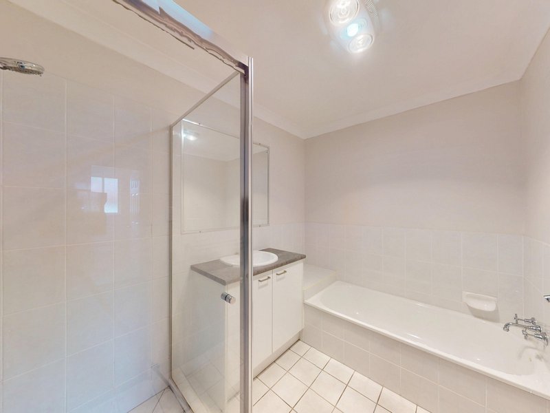 Photo - 3/6 Butcher Avenue, Lawnton QLD 4501 - Image 12