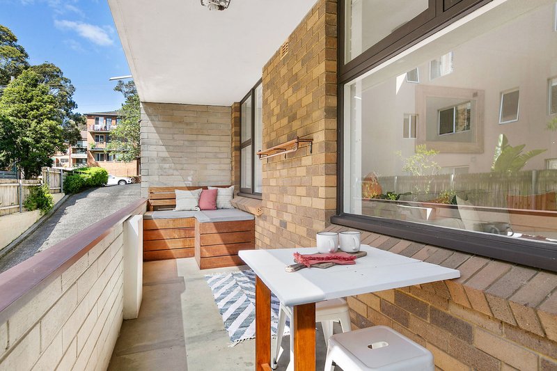 Photo - 3/6 Campbell Parade, Manly Vale NSW 2093 - Image 6