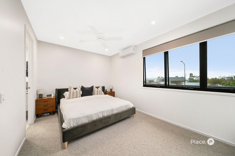 Photo - 36 Cardinal Crescent, Newport QLD 4020 - Image 9