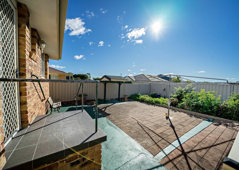 Photo - 36 Carrabeen Drive, Old Bar NSW 2430 - Image 7