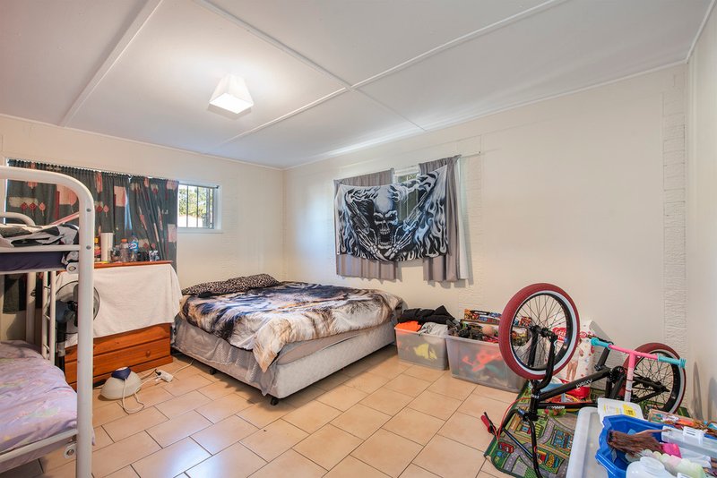 Photo - 36 Carribean Drive, Slacks Creek QLD 4127 - Image 11