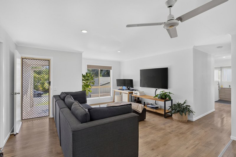 Photo - 36 Centurion Crescent, Nerang QLD 4211 - Image 9