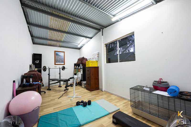 Photo - 36 Chalmers Ave , Waikiki WA 6169 - Image 24