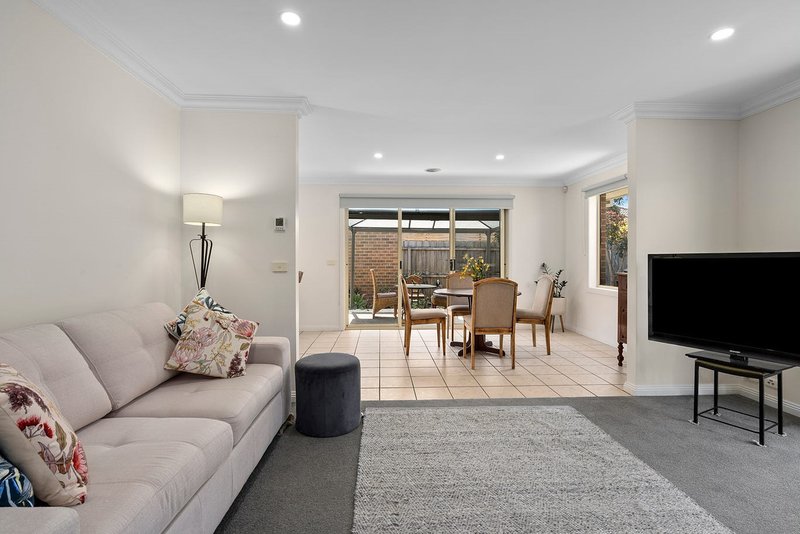 Photo - 3/6 Chapel Street, Whittington VIC 3219 - Image 4