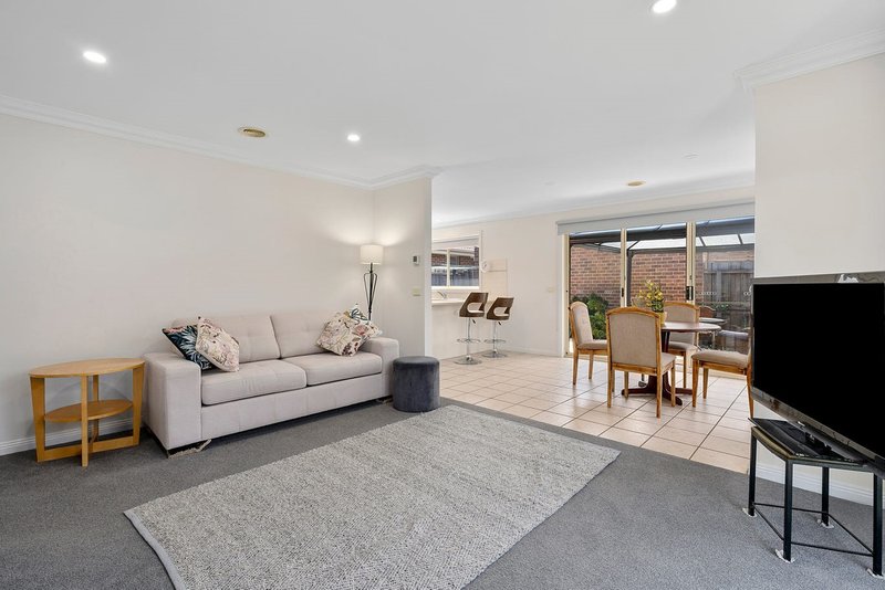 Photo - 3/6 Chapel Street, Whittington VIC 3219 - Image 5