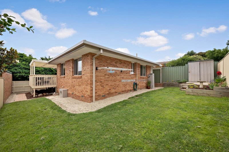 Photo - 36 Charlton Crescent, Gordon ACT 2906 - Image 16