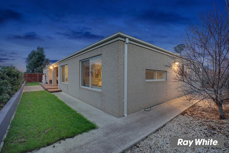 Photo - 36 Chlorinda Road, Tarneit VIC 3029 - Image 24