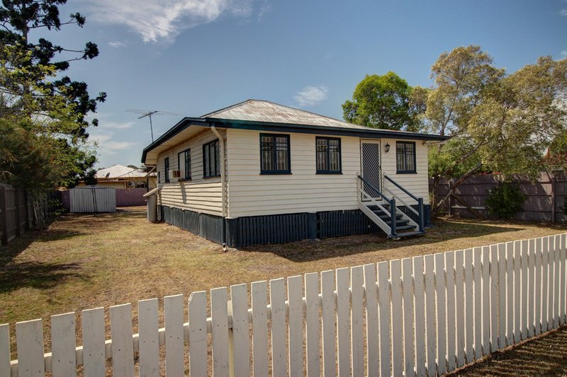 Photo - 36 Chubb Street, One Mile QLD 4305 - Image 3