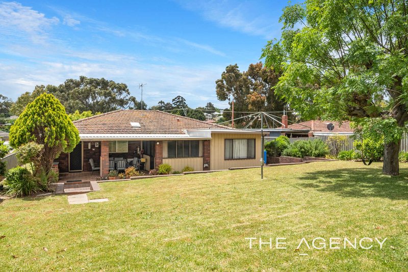 Photo - 36 Churchill Drive, Swan View WA 6056 - Image 7