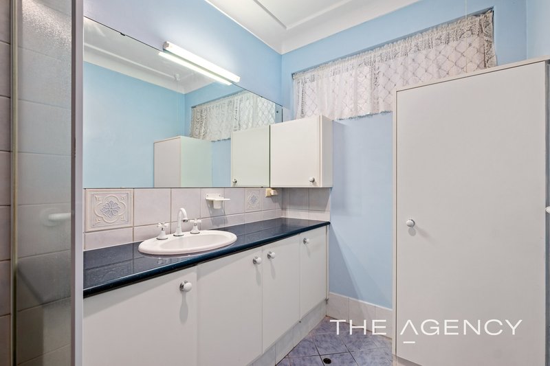 Photo - 36 Churchill Drive, Swan View WA 6056 - Image 23