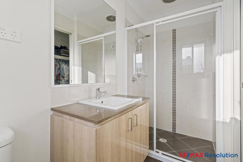 Photo - 36 Clermont Street, Holmview QLD 4207 - Image 10