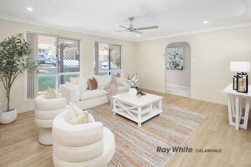 Photo - 36 Cleveland Place, Stretton QLD 4116 - Image 2