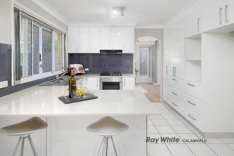 Photo - 36 Cleveland Place, Stretton QLD 4116 - Image 3