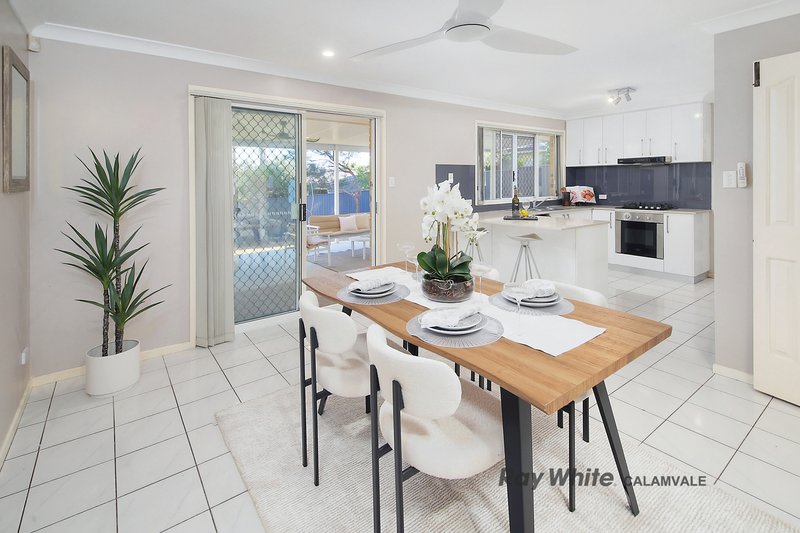 Photo - 36 Cleveland Place, Stretton QLD 4116 - Image 6