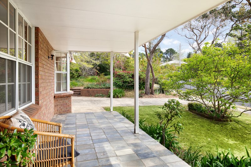 Photo - 36 Cliff Drive, Katoomba NSW 2780 - Image 4