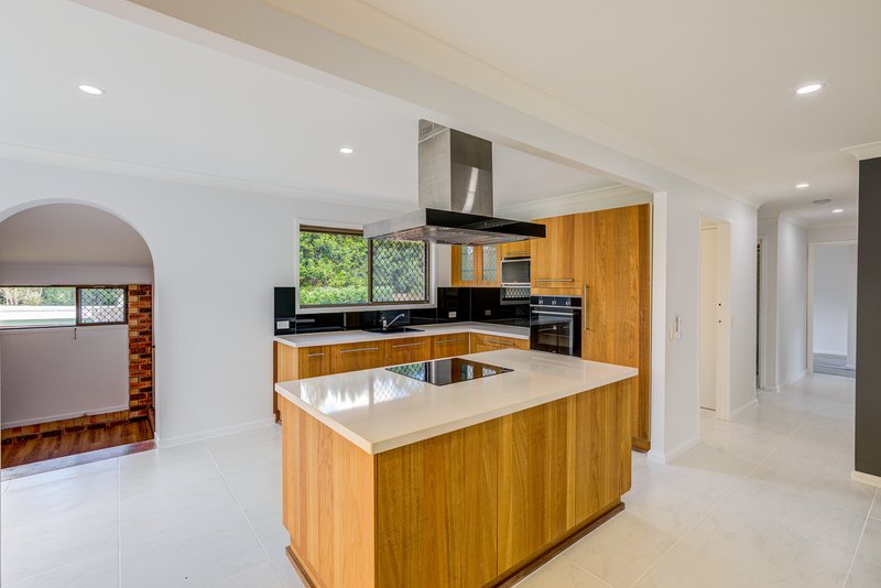 Photo - 36 Coleman Crescent, Springwood QLD 4127 - Image 7