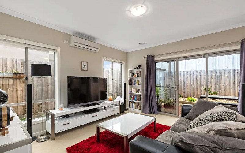 Photo - 3/6 Collins Avenue, Altona North VIC 3025 - Image 4