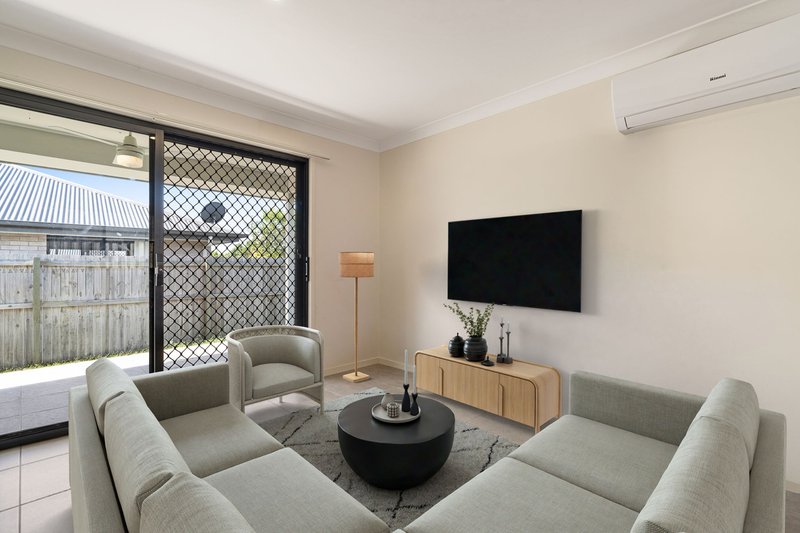 Photo - 36 Cotton Crescent, Redbank Plains QLD 4301 - Image 9
