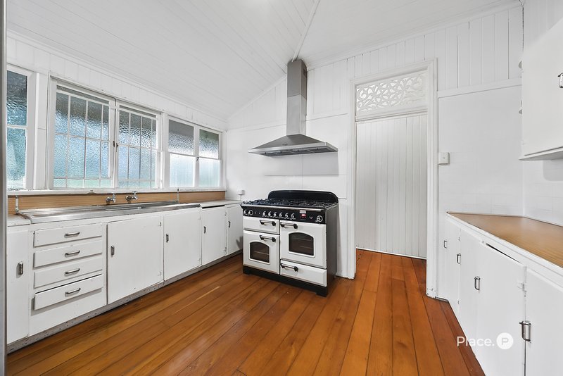 Photo - 36 Crescent Road, Hamilton QLD 4007 - Image 6