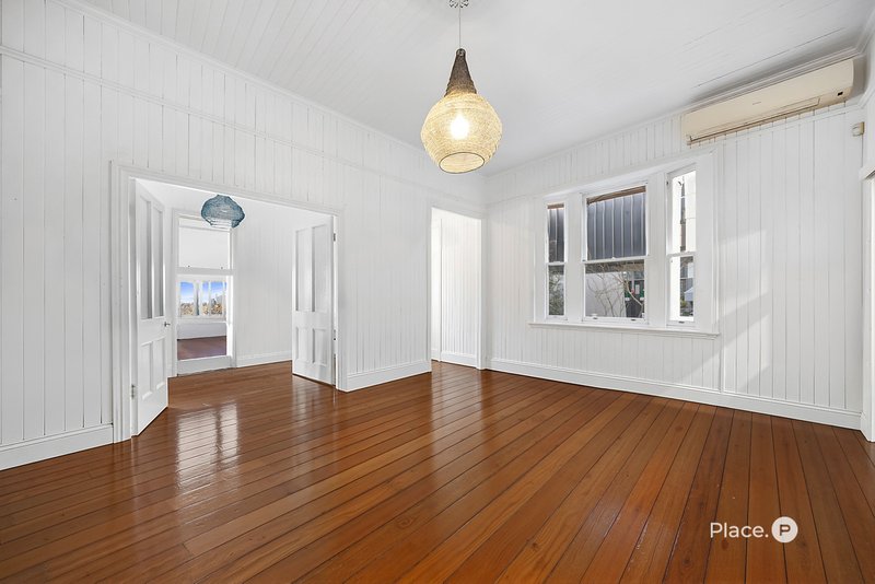 Photo - 36 Crescent Road, Hamilton QLD 4007 - Image 11
