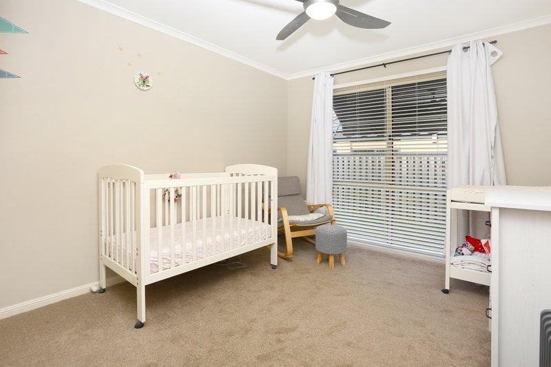 Photo - 36 Crestwood Drive, Molendinar QLD 4214 - Image 21