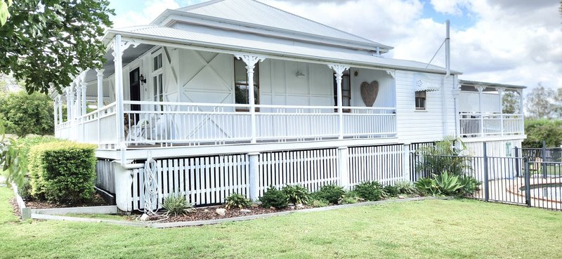 Photo - 36 Cribb Street, Sadliers Crossing QLD 4305 - Image 3